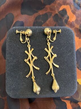 Vintage Napier screw-back earrings